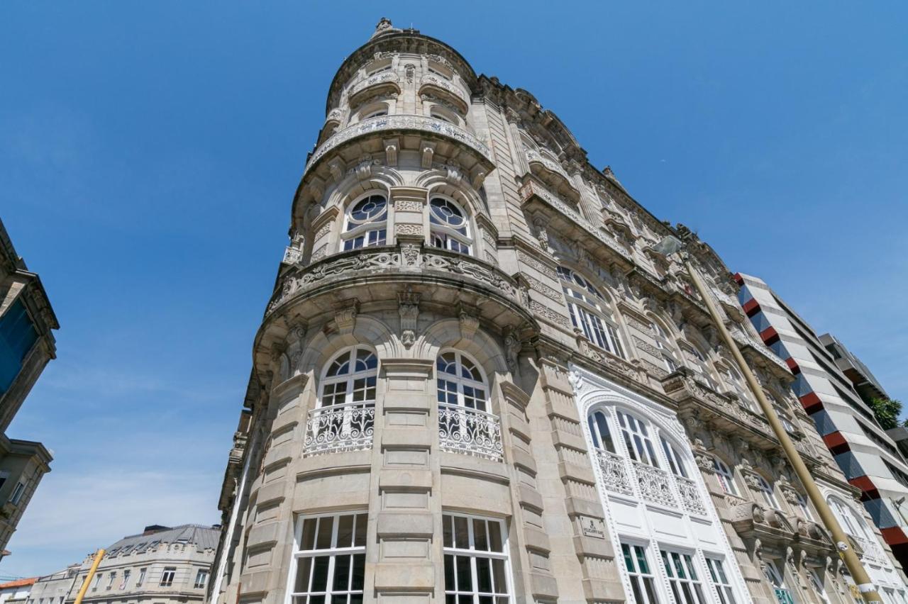 SUITE DE LUJO PUERTA DEL SOL+Parking Vigo Bagian luar foto